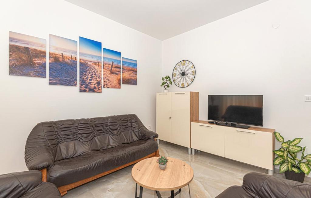 Holiday Home Gveric Водице Екстер'єр фото