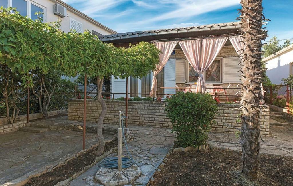 Holiday Home Gveric Водице Екстер'єр фото